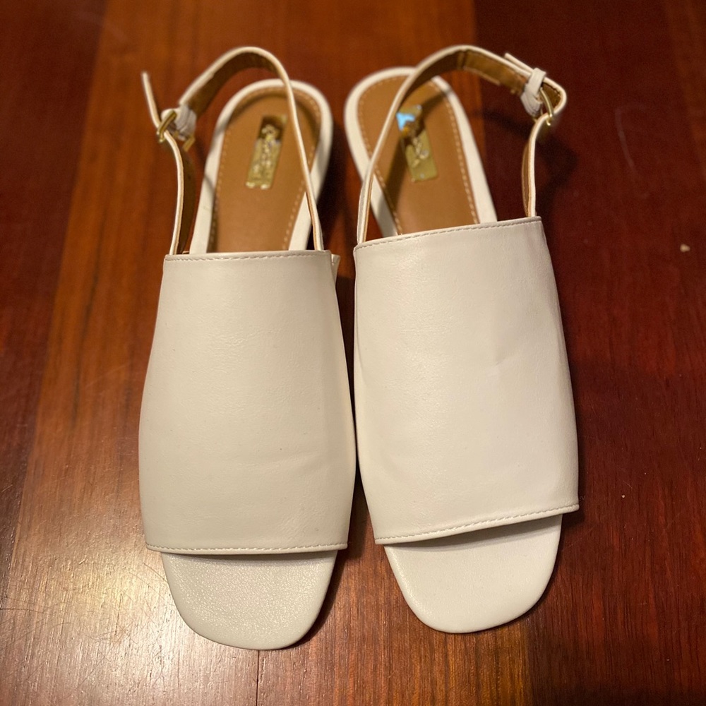 Qupid Slide On Sandals in White